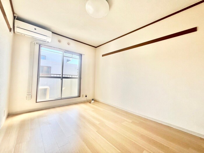 物件内観写真19　(居室)