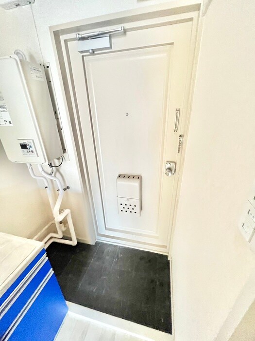 物件内観写真21　(玄関)