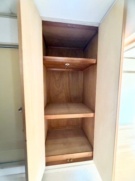 物件内観写真22　(収納)