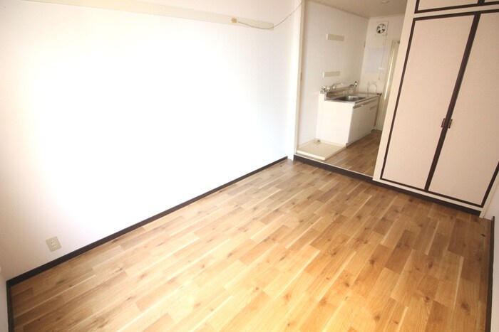 物件内観写真17　(居室)