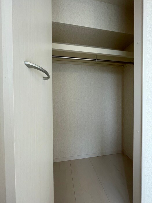 物件内観写真13　(収納)