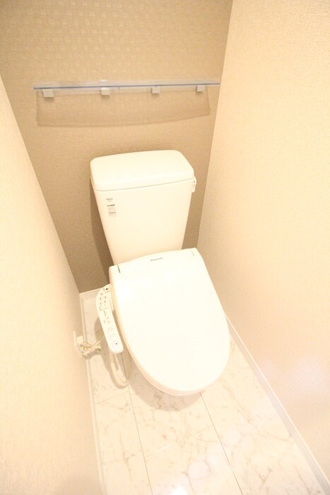 物件内観写真14　(トイレ)