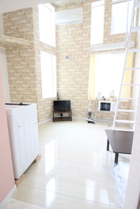 物件内観写真18　(廊下)