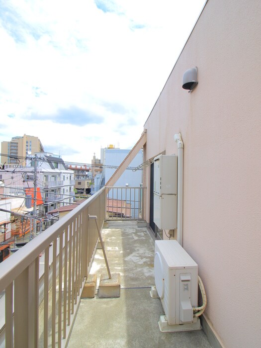 物件内観写真16　(室内からの展望)