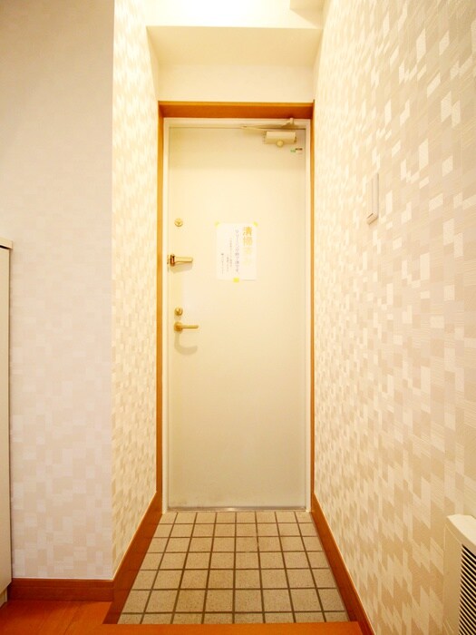物件内観写真17　(玄関)