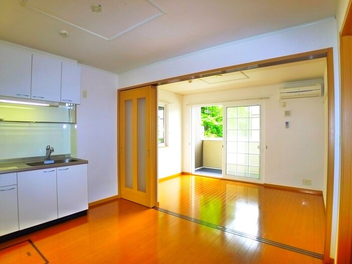 物件内観写真8　(居室)