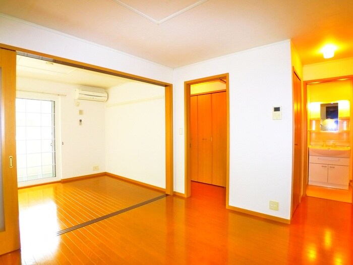 物件内観写真10　(居室)