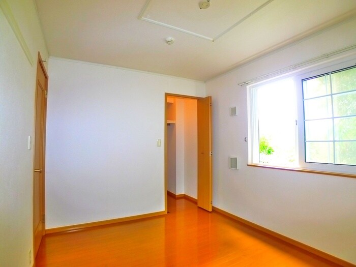 物件内観写真14　(居室)