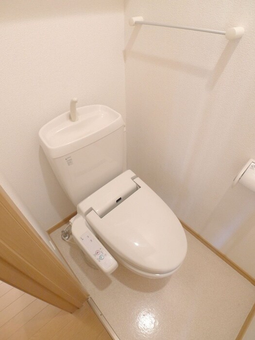 物件内観写真21　(トイレ)