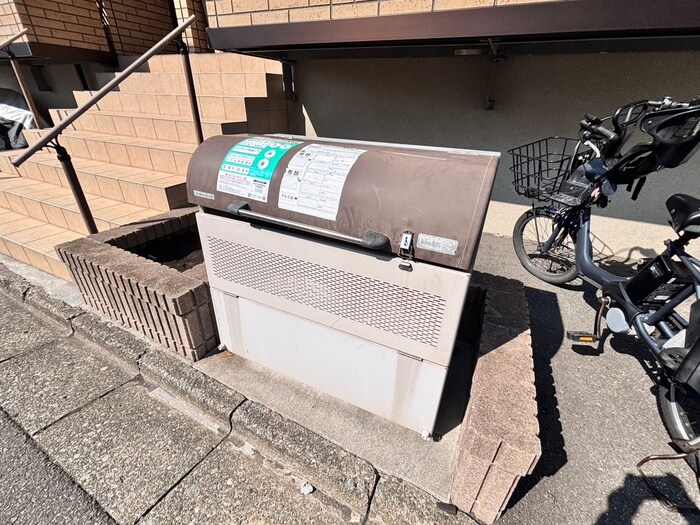 物件外観写真4　(建物設備)