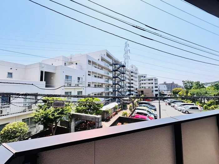 物件内観写真19　(室内からの展望)