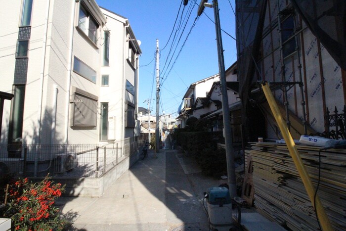 物件外観写真3　(周辺環境)