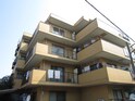 戸田ホームズ