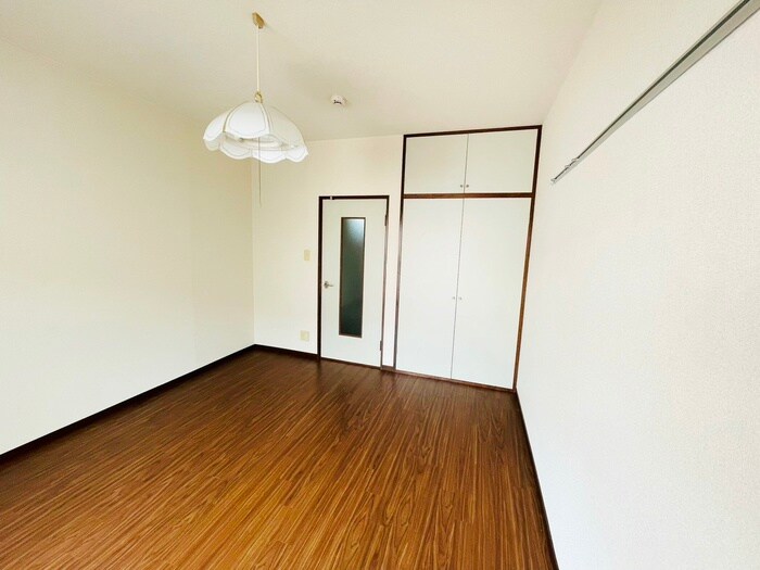 物件内観写真5　(居室)