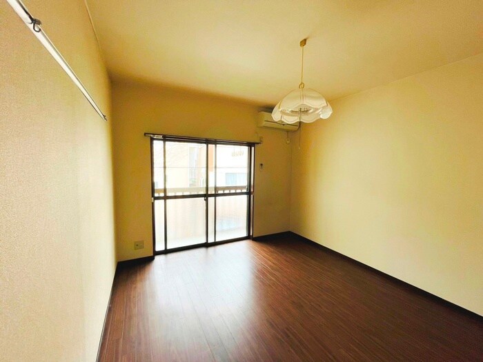 物件内観写真16　(居室)