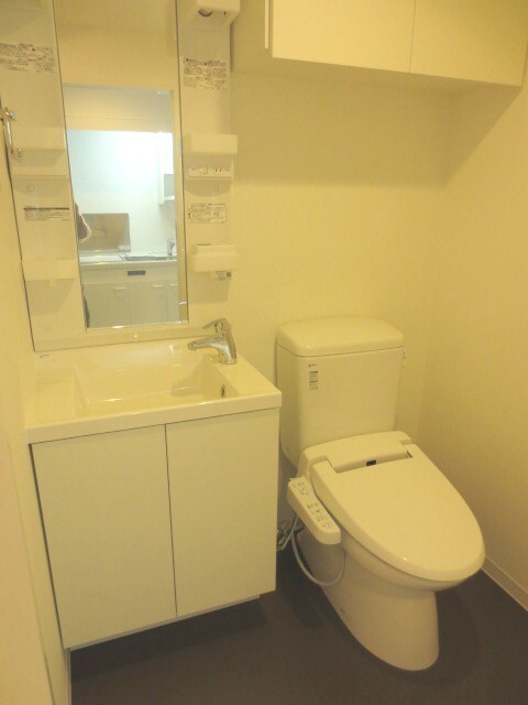 物件内観写真9　(洗面)