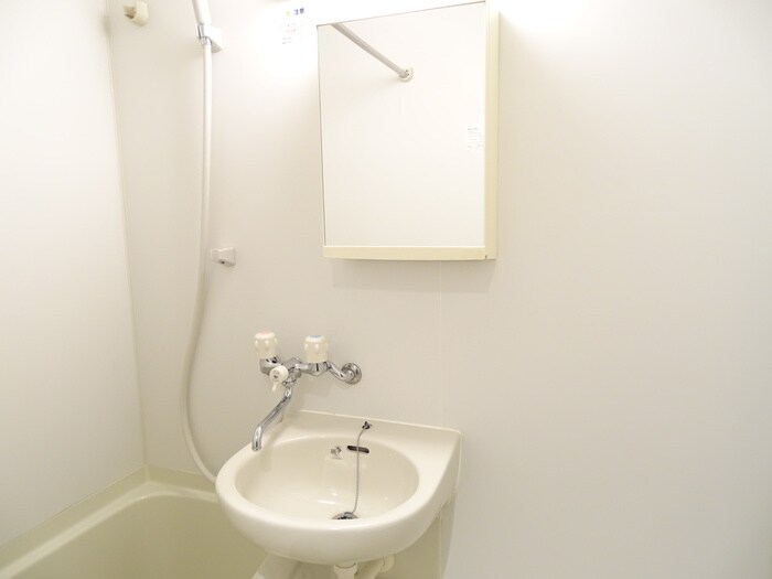 物件内観写真13　(洗面)