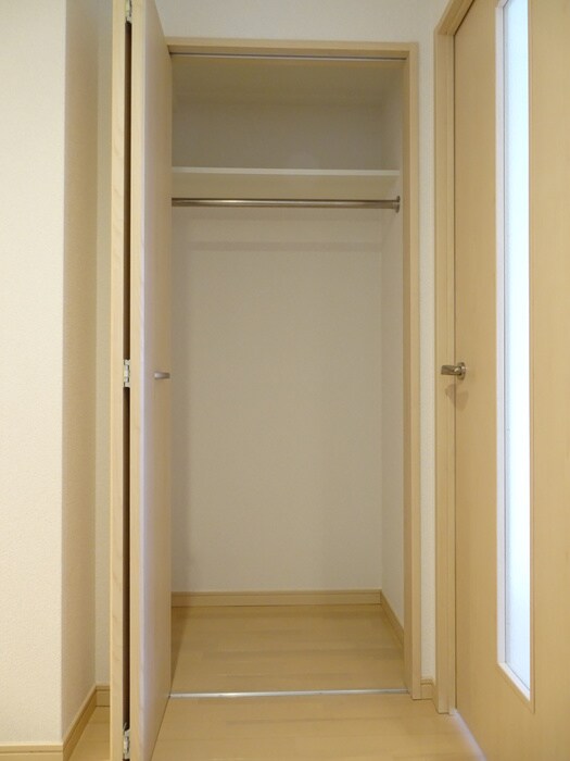 物件内観写真14　(収納)