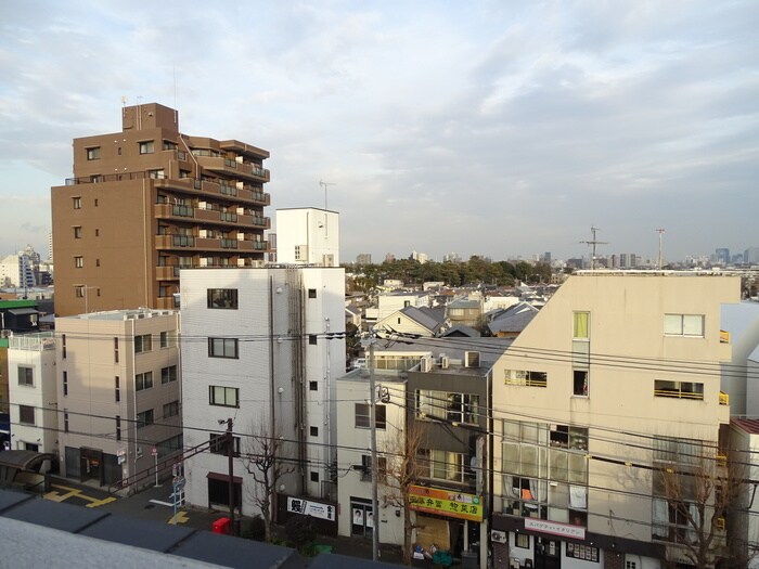 物件内観写真17　(室内からの展望)