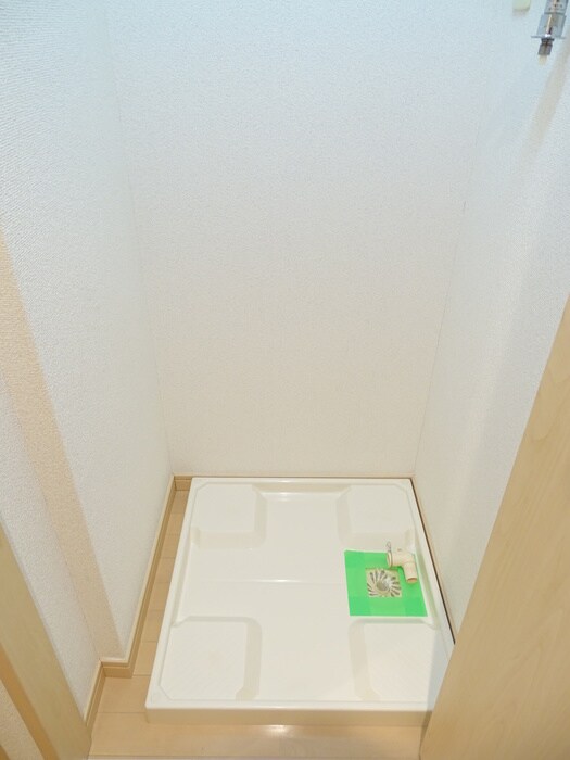 物件内観写真21　(洗濯機置場)