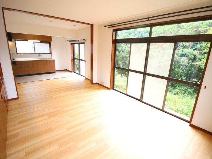 物件内観写真7　(居室)