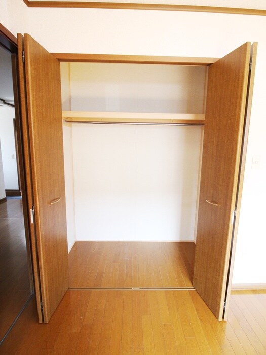 物件内観写真13　(収納)