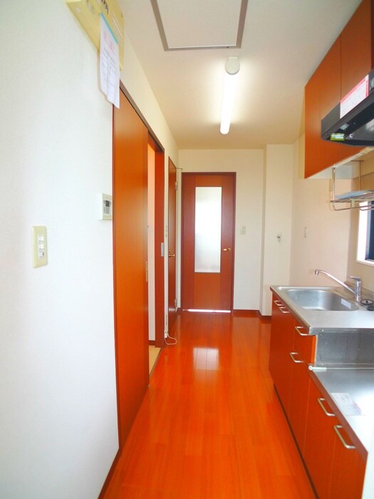 物件内観写真9　(廊下)