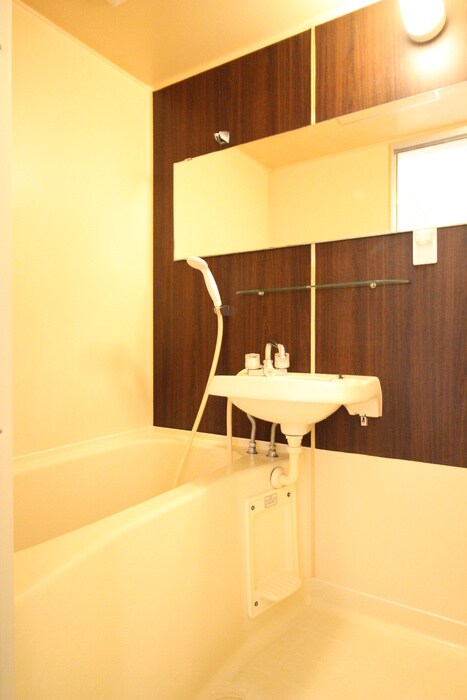 物件内観写真10　(バス／シャワールーム等)