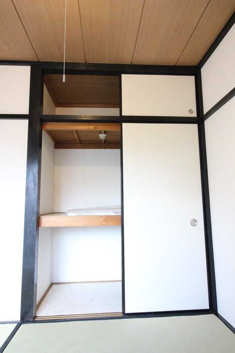 物件内観写真15　(収納)