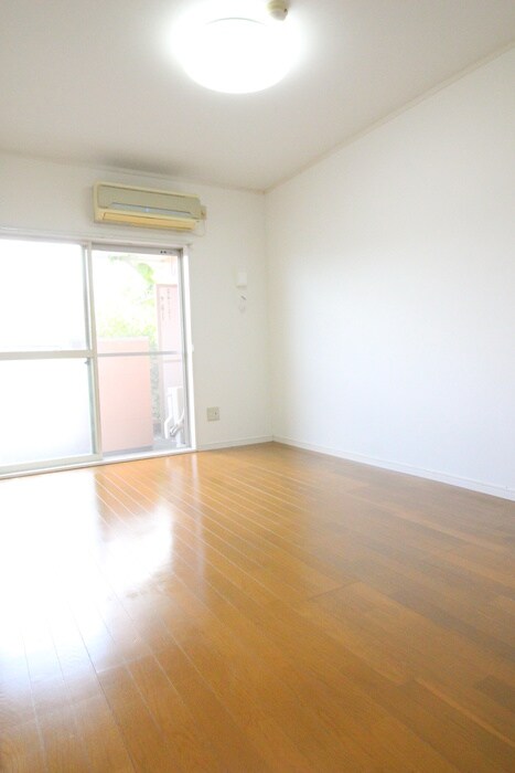 物件内観写真22　(居室)