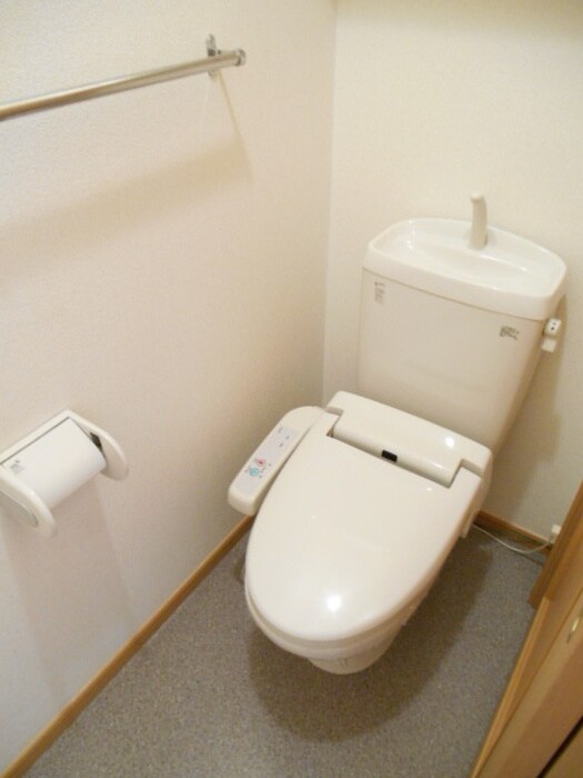 物件内観写真6　(トイレ)