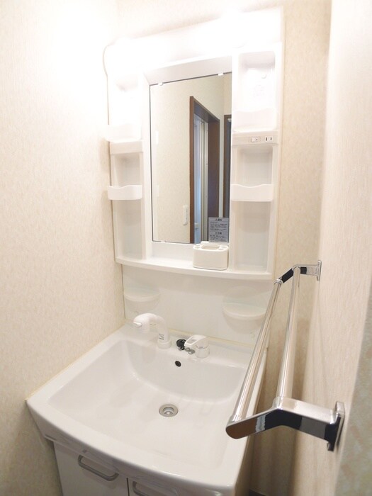 物件内観写真13　(洗面)