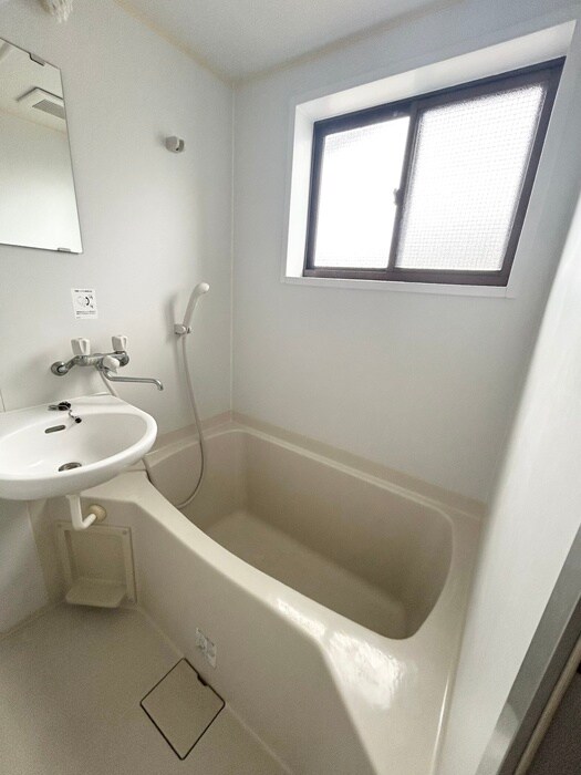 物件内観写真12　(バス／シャワールーム等)