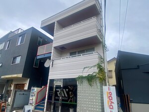 今小路ビル外観写真