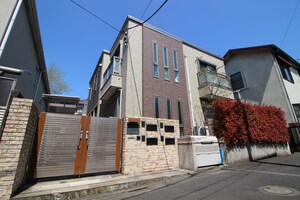 アーデンヒルズ外観写真