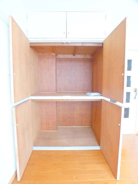 物件内観写真12　(収納)