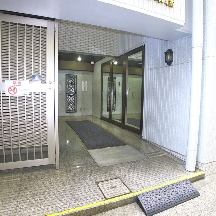 ジャコワ東日本橋マンションのエントランス部分