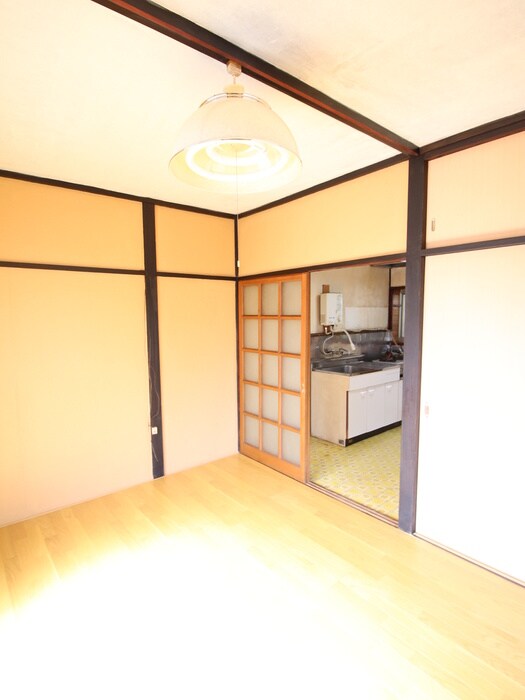 物件内観写真8　(居室)