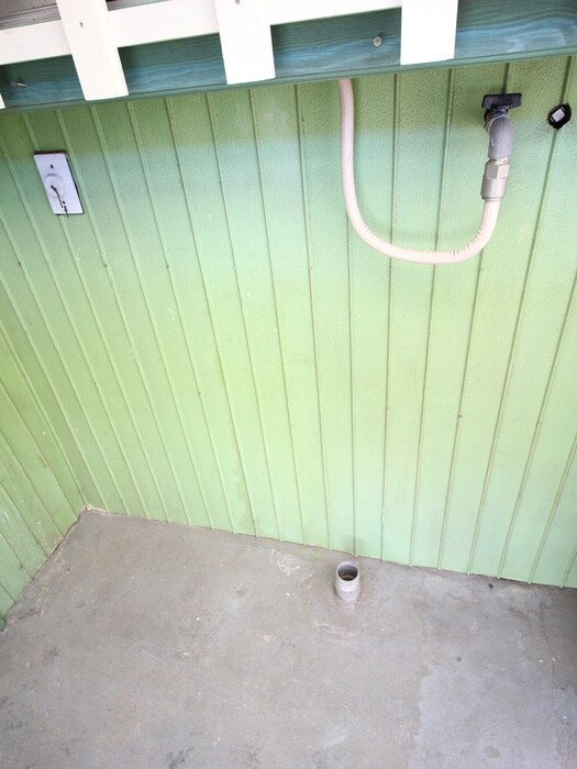 物件内観写真12　(洗濯機置場)