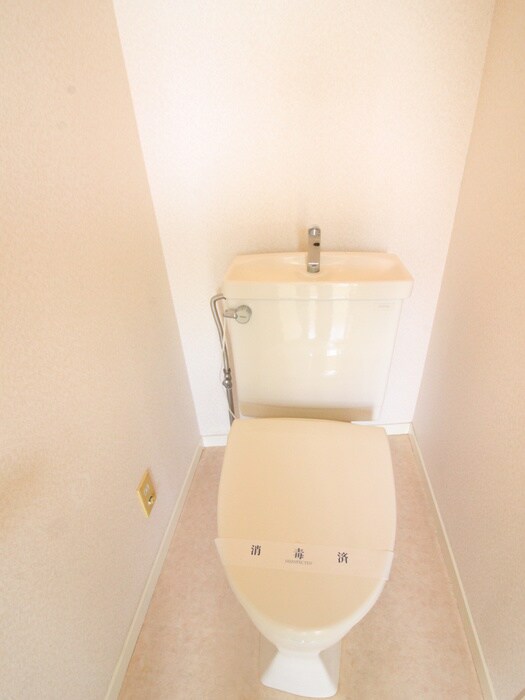 物件内観写真12　(トイレ)