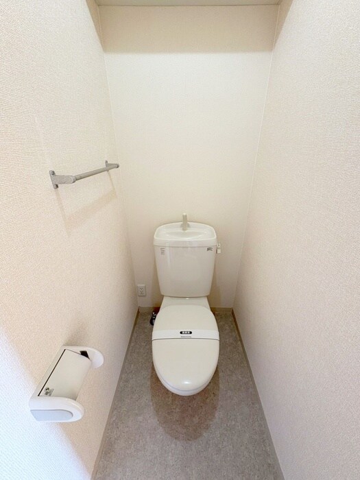 物件内観写真12　(トイレ)