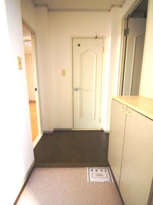 物件内観写真17　(廊下)