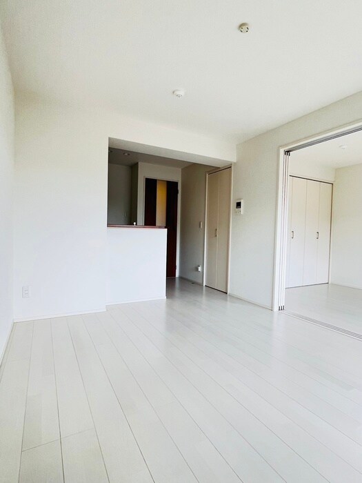 物件内観写真10　(居室)