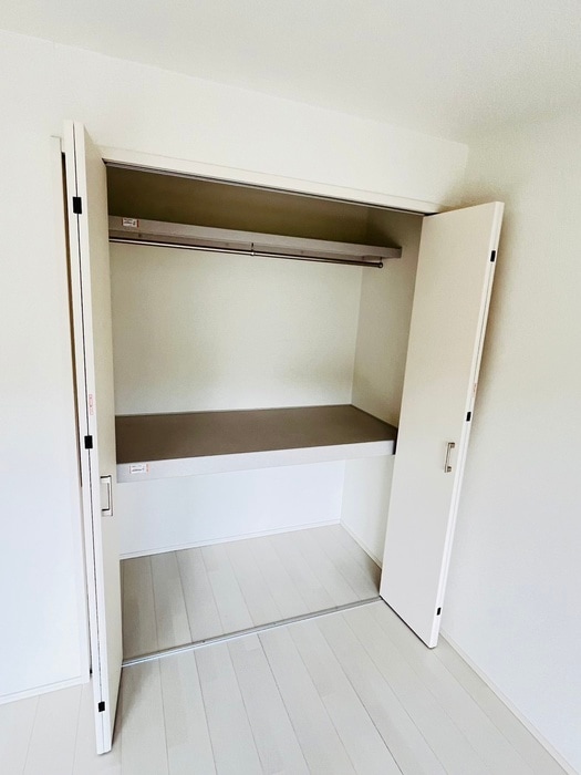 物件内観写真11　(収納)