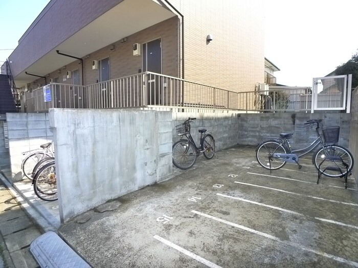 物件外観写真6　(建物設備)