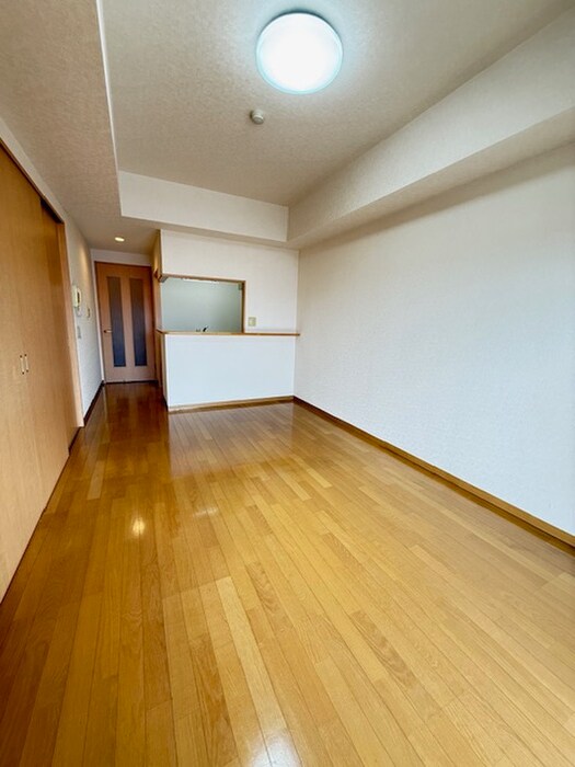 物件内観写真5　(居室)