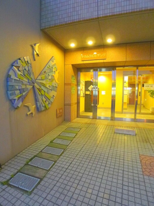 物件外観写真3　(駐車場)