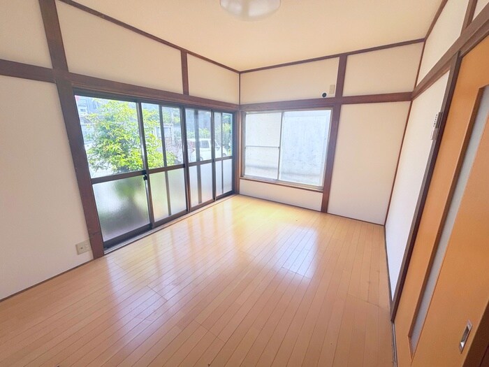 物件内観写真4　(居室)