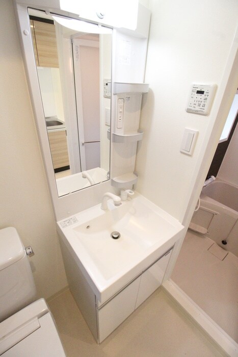 物件内観写真9　(洗面)