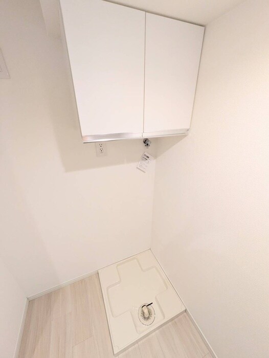 物件内観写真12　(洗濯機置場)